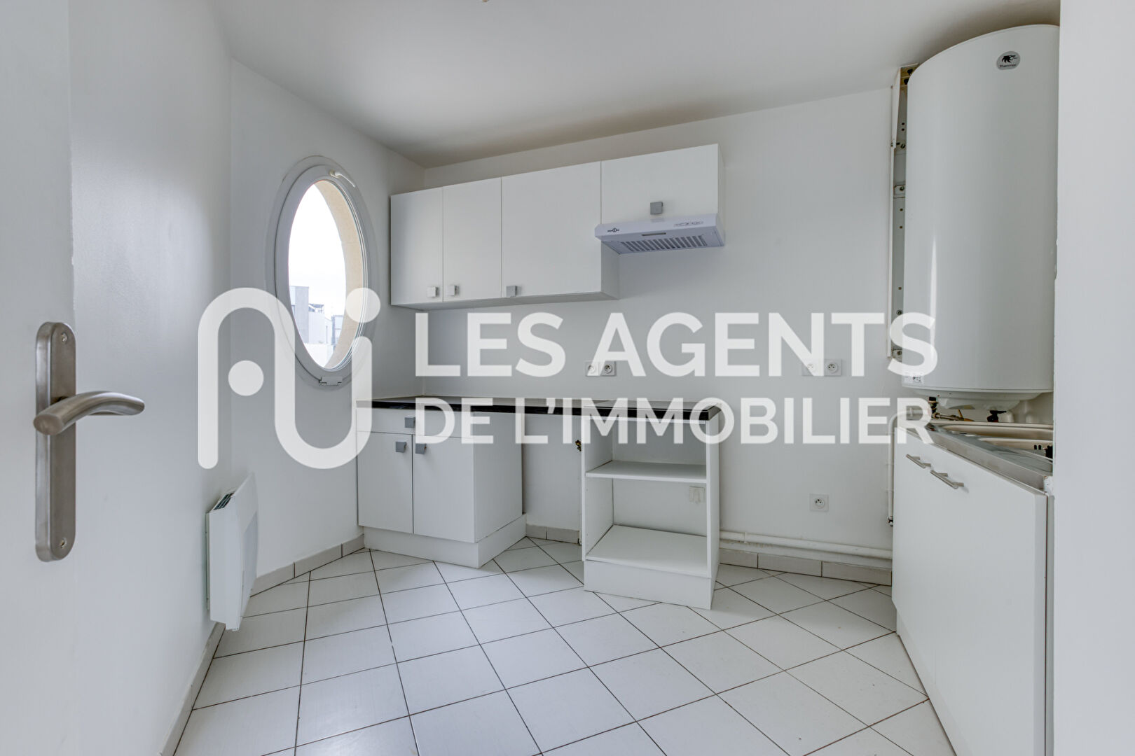 APPARTEMENT 3 PIÈCES 80 m² DANS UNE RÉSIDENCE RÉCENTE