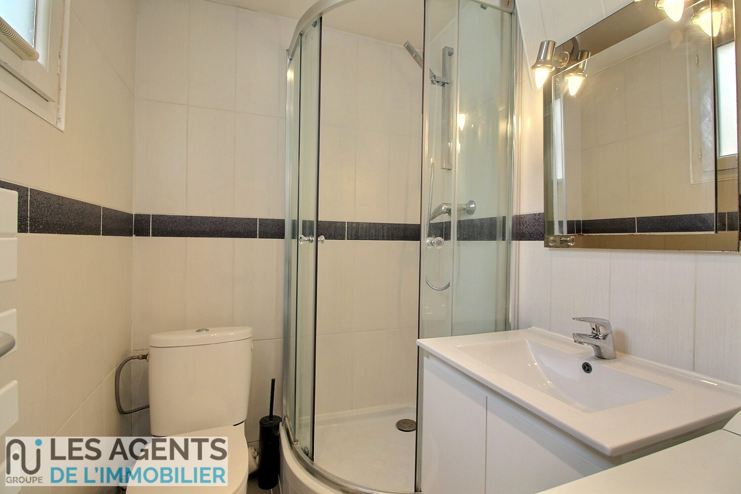 2P Vieux Puteaux Lumineux parfait état