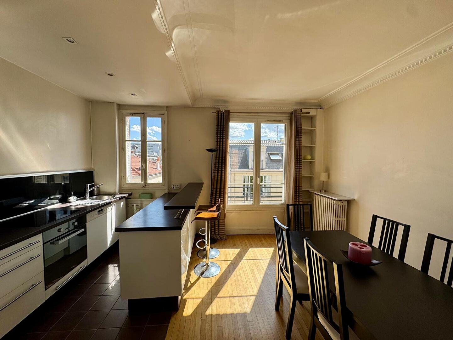 Appartement meublé 2 pièces - 46m² - 1319.00 CC