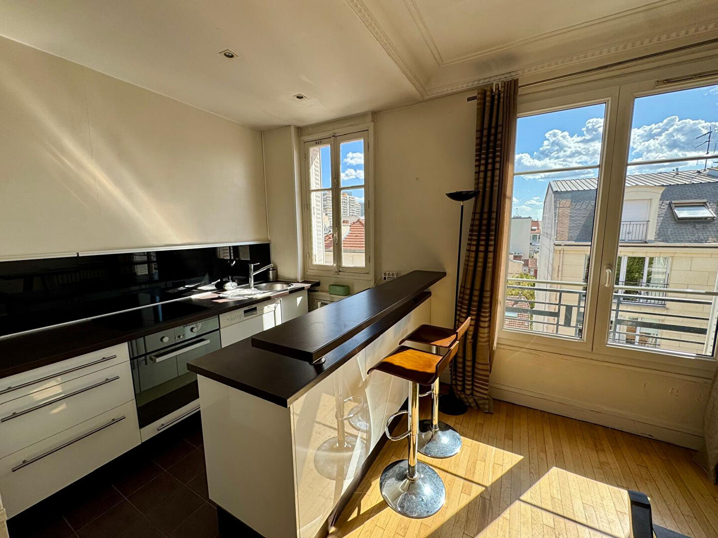 Appartement meublé 2 pièces - 46m² - 1319.00 CC