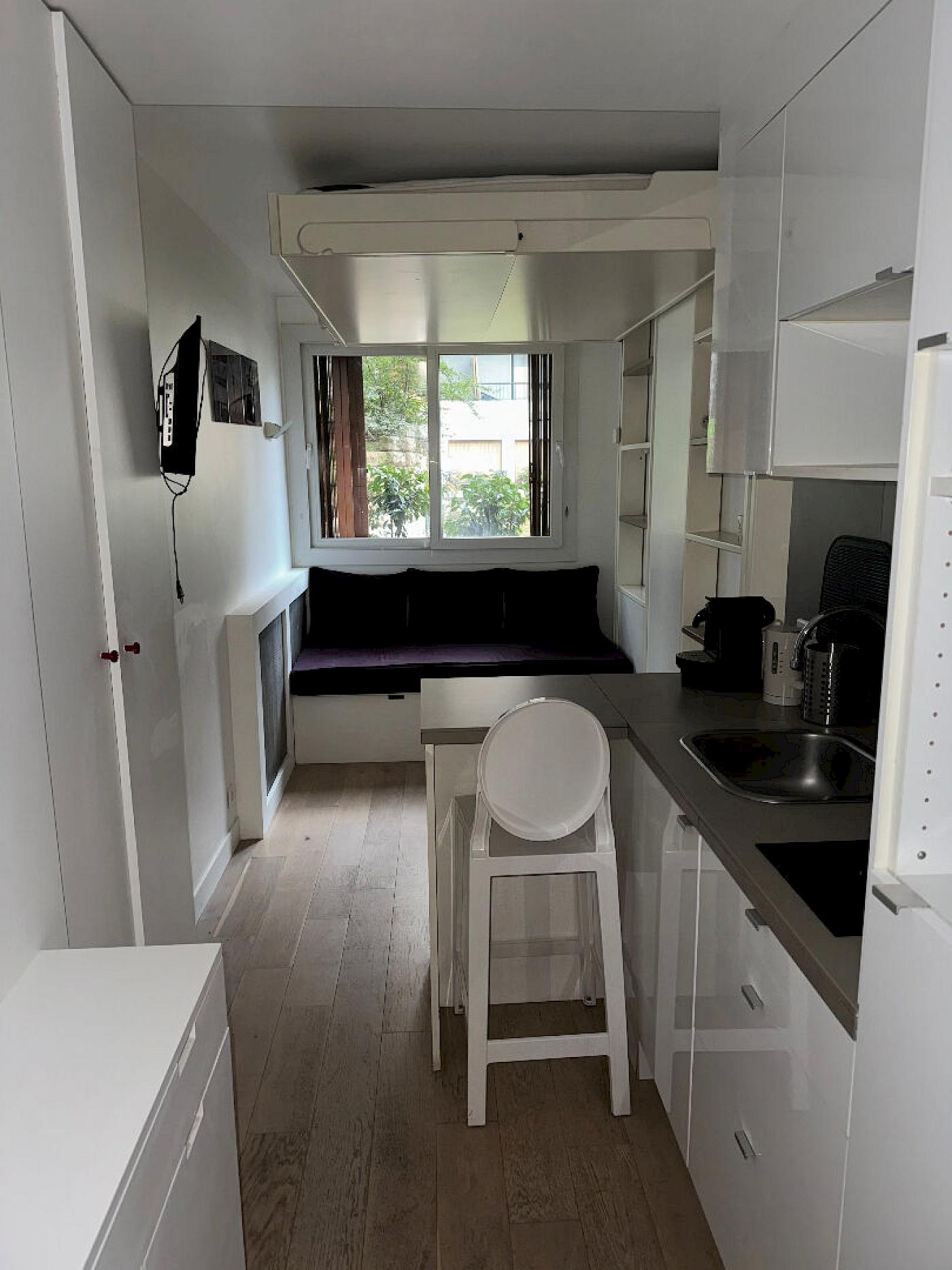 STUDETTE MEUBLEE 11m² - ROLAND GARROS