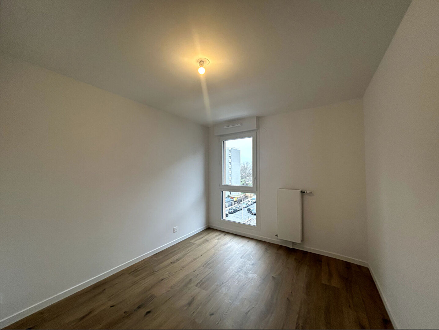 COLOMBES  avenue de Stalingrad - appartement 2 pièces 42 m² étage 4
