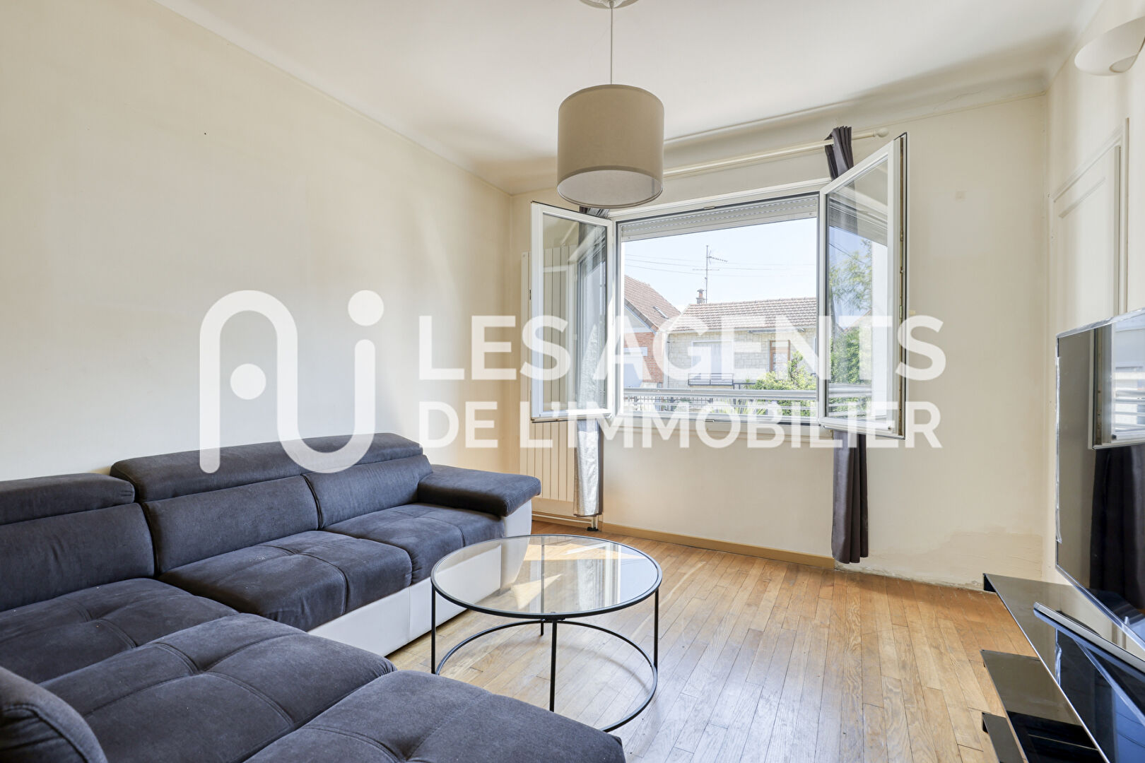 Maison 4/5P avec terrasse, sous-sol total, et garage